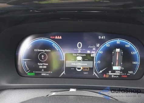 2023 Toyota Crown Xle z USA, uszkodzony, nr VIN JTDAAAAF8P3010262